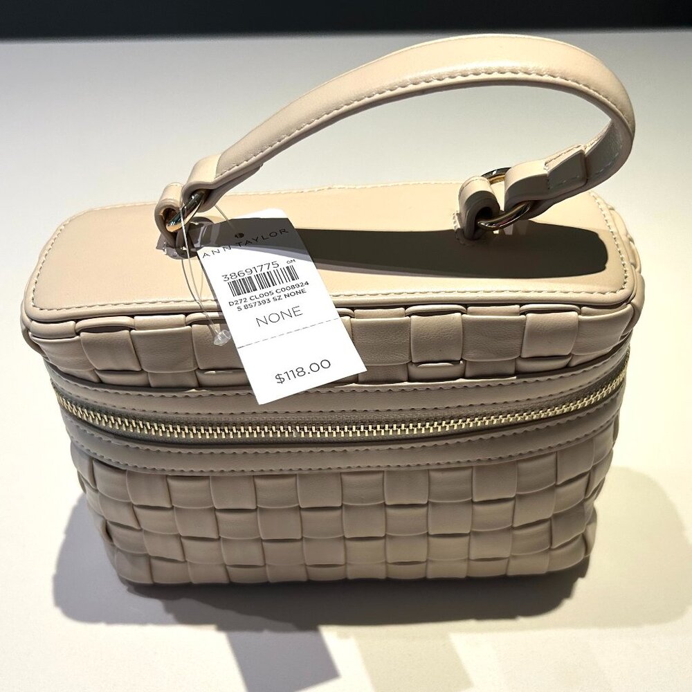 NWT Ann Taylor Woven Makeup Case - Sands Edge